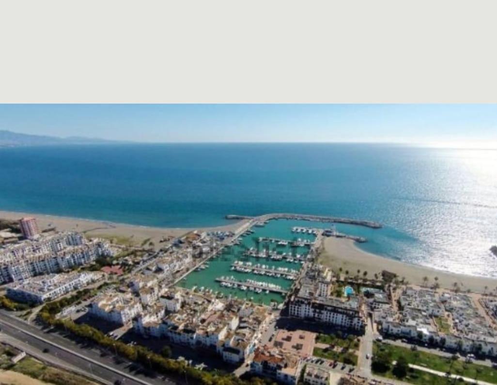 Castillo de Sabinillas Apartamento En Marina Puerto De La Duquesa מראה חיצוני תמונה